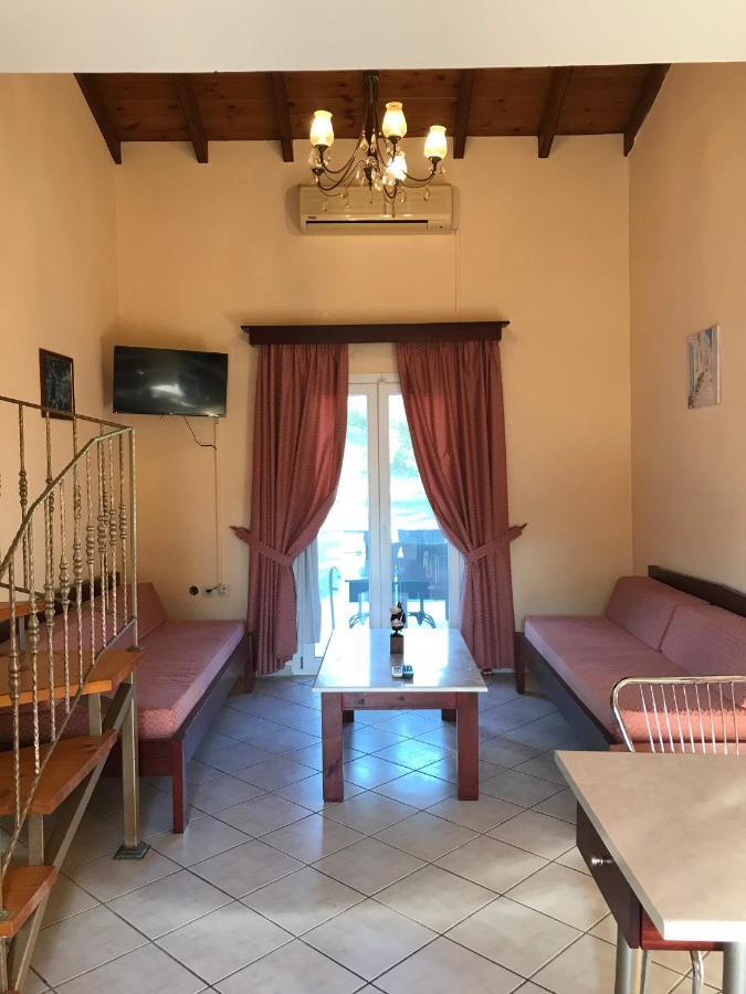 L'Eremo Luxury Apartments Róda Kültér fotó