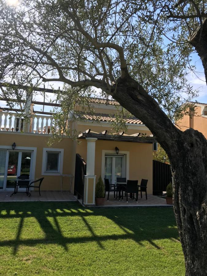 L'Eremo Luxury Apartments Róda Kültér fotó