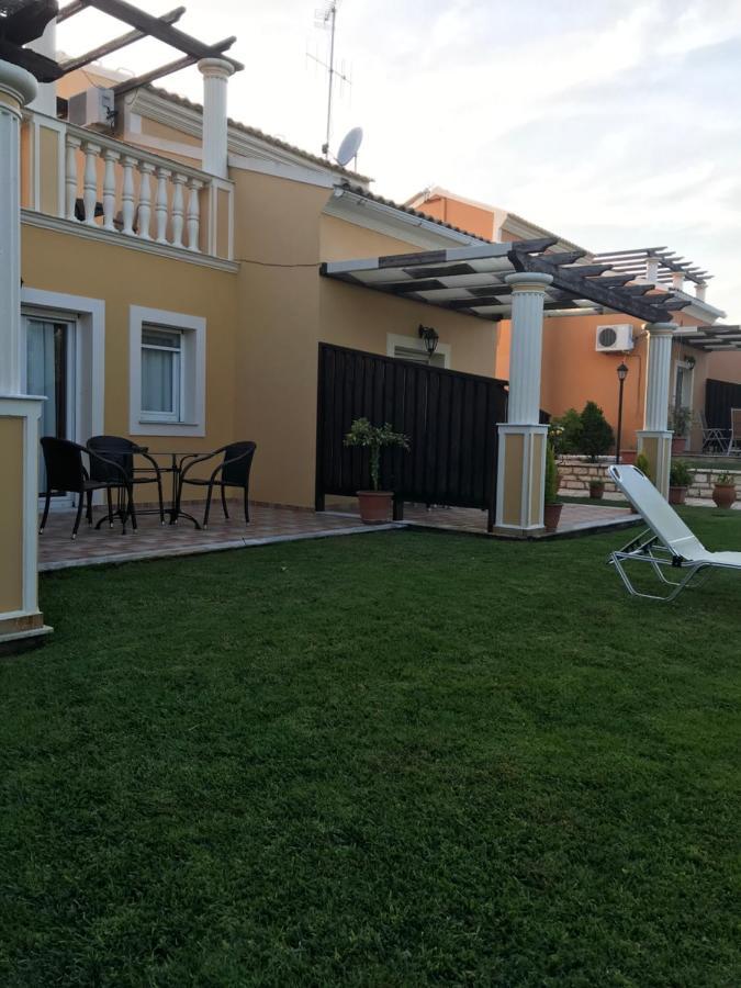 L'Eremo Luxury Apartments Róda Kültér fotó
