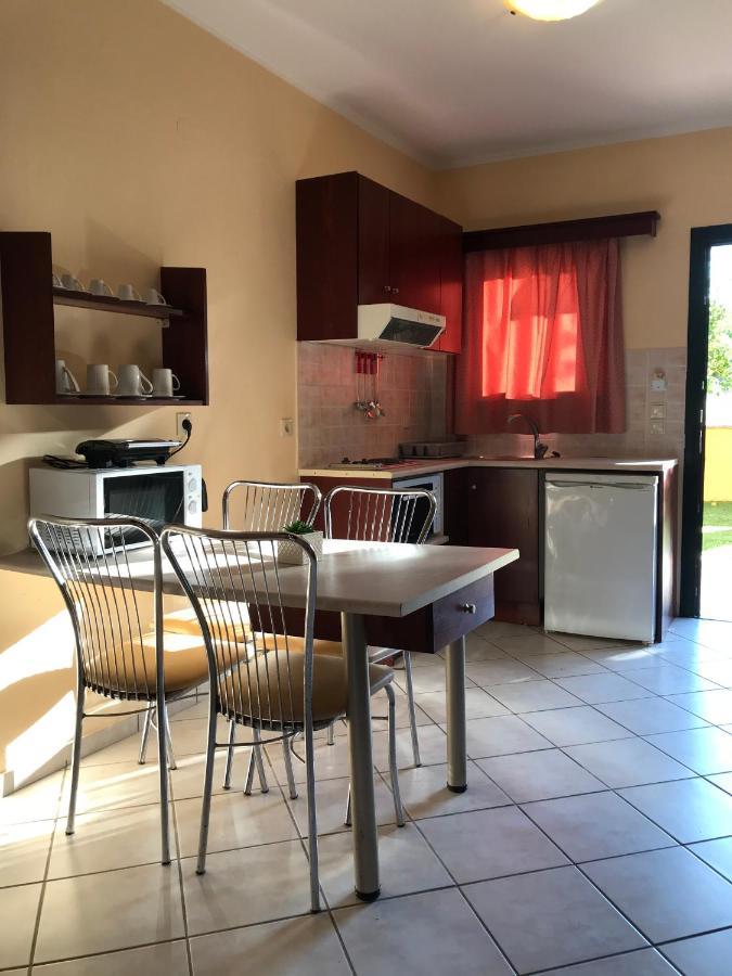 L'Eremo Luxury Apartments Róda Kültér fotó
