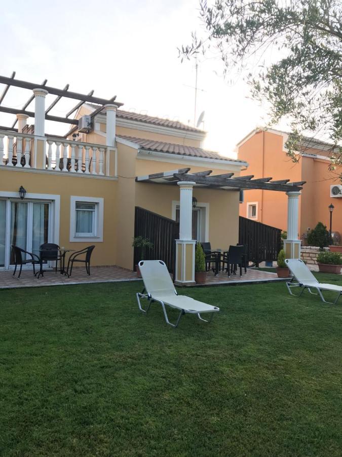 L'Eremo Luxury Apartments Róda Kültér fotó