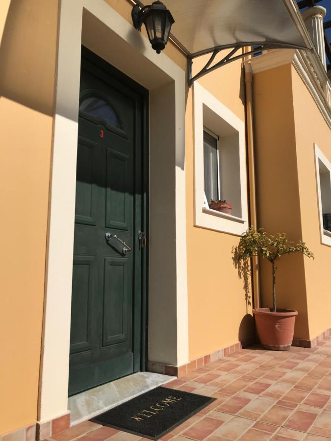L'Eremo Luxury Apartments Róda Kültér fotó