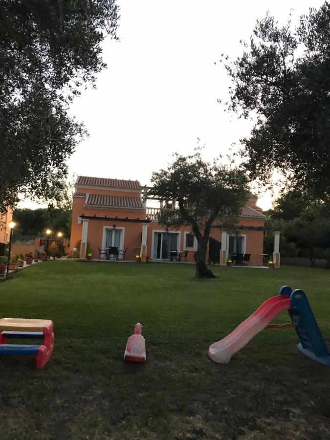 L'Eremo Luxury Apartments Róda Kültér fotó